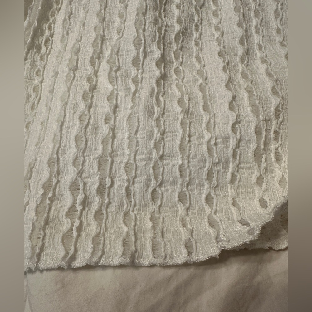 POL Ivory Her Kind Eyelets Crochet Eyelet Top - NWOT - Size L - Picture 7 of 12